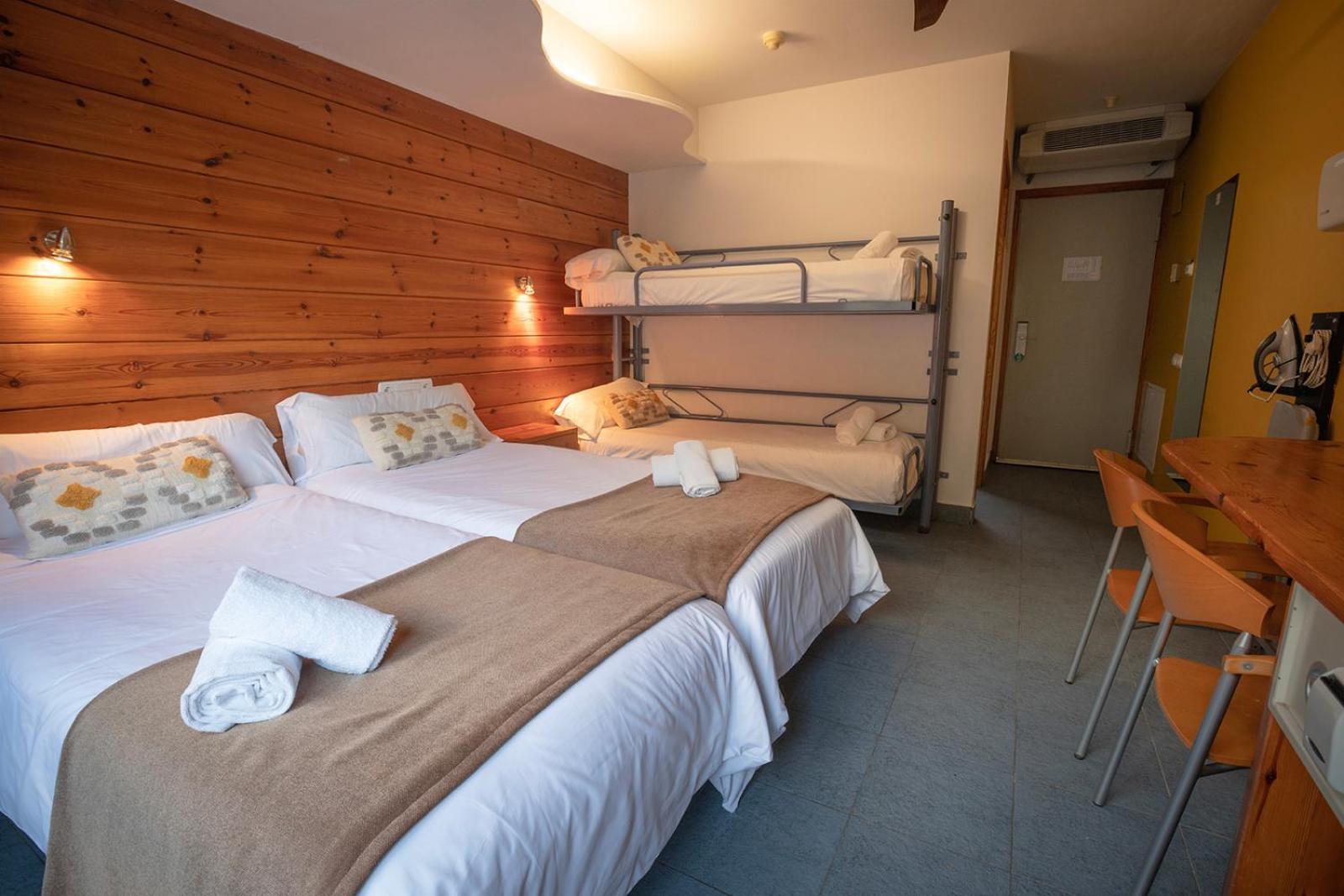 Hotel Restaurant Les Brases Sort Eksteriør billede